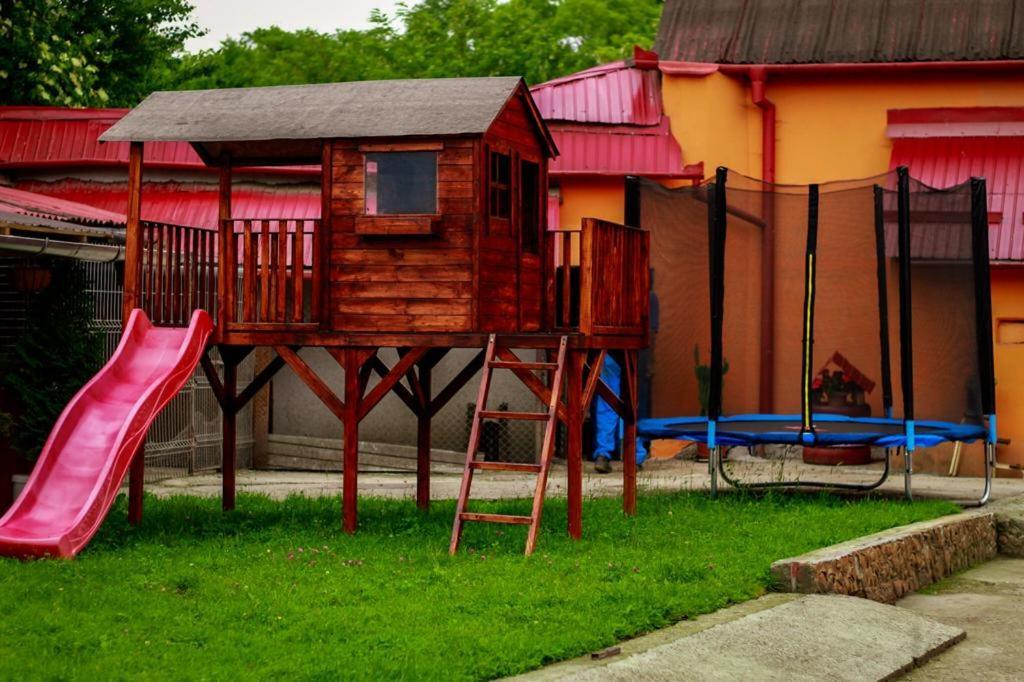 Casa Florilor Barcut Apartment Екстериор снимка